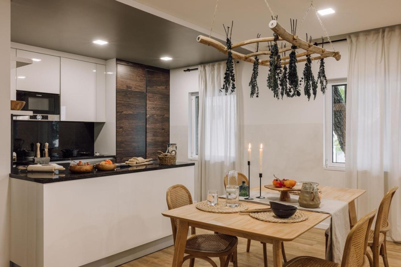 Linares - 2 Bedrooms, Terrace In Campo De Ourique Apartment Lisbon