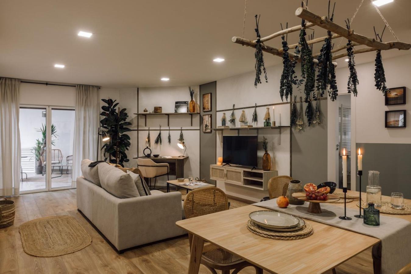Linares - 2 Bedrooms, Terrace In Campo De Ourique Apartment Lisbon
